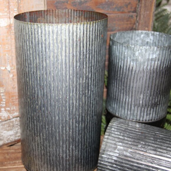 NEW Set of Rustic Corrugated Metal Zinc Farmhouse Cylinder Can Vases Pots - Picture 5 of 5